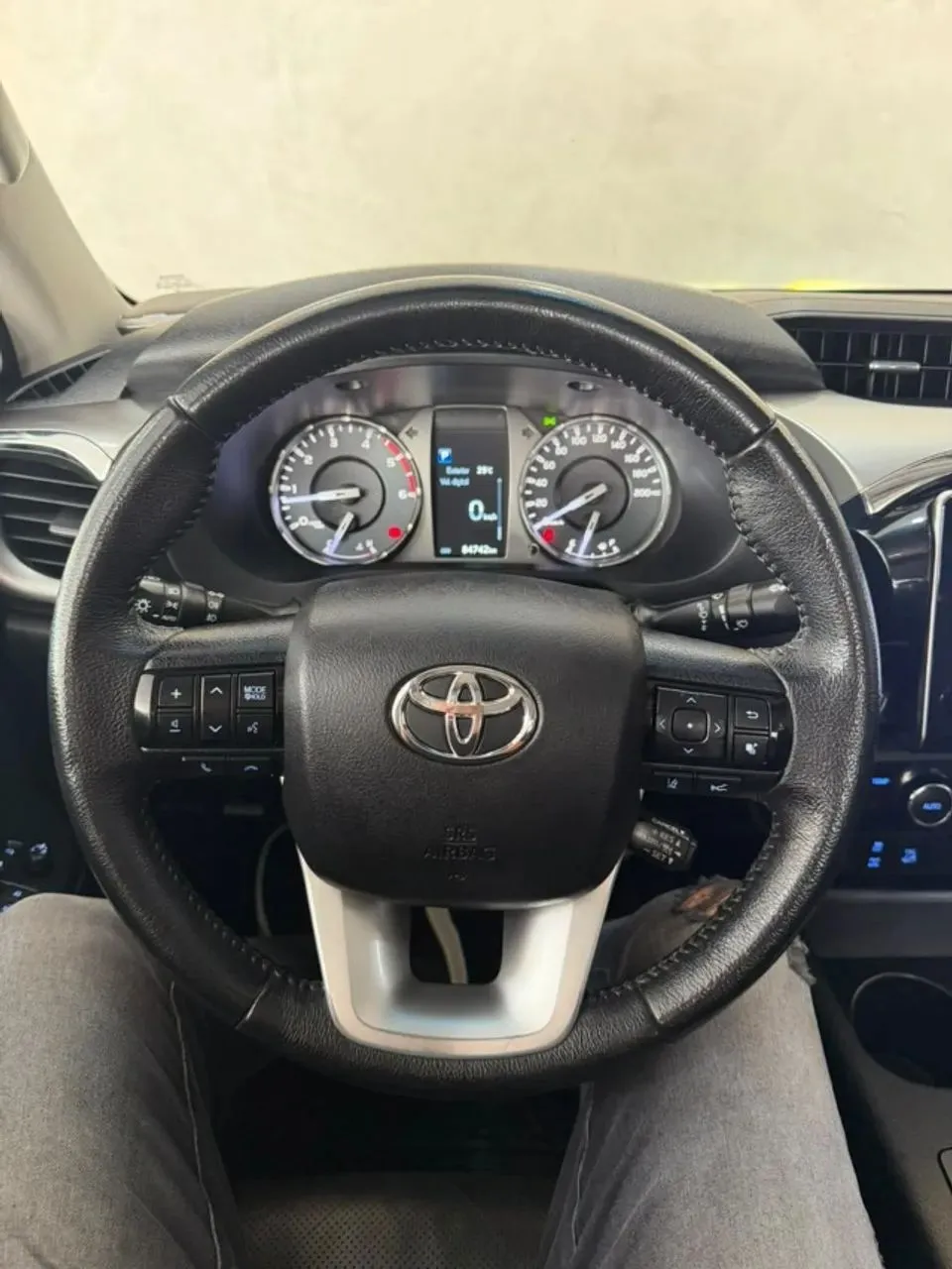 Toyota Hilux 2021, foto 7 de 7